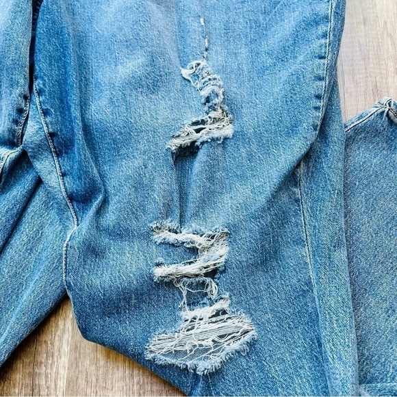Old Navy Distressed Pop Icon Skinny Jeans Size 28 NWOT Extra High Rise - Picture 2 of 10